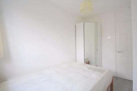 Wenlock Court, New North Road, Old Street, N1 photo 5