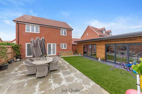 19 Tully Drive 36.jpg