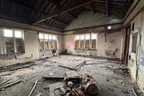 FUTHER DETACHED DWELLING