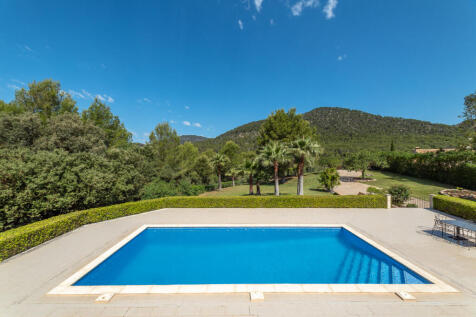 Pool in absolute privacy