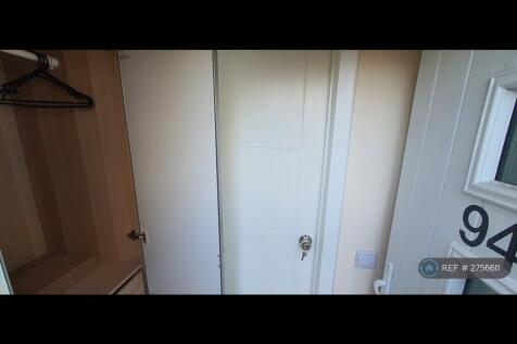 Mangold Way, Erith, DA18 photo 5