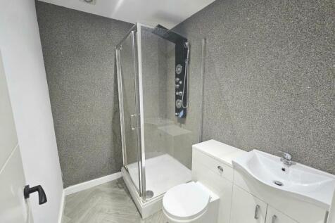 Eldon Place, Bradford, West Yorkshire, BD1 photo 3
