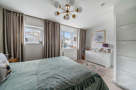 758d3534-4323-403...