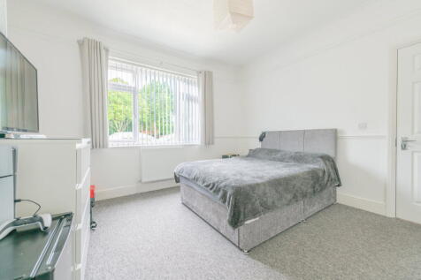 Fareham Road, Gosport, Hampshire, PO13 0AE photo 5