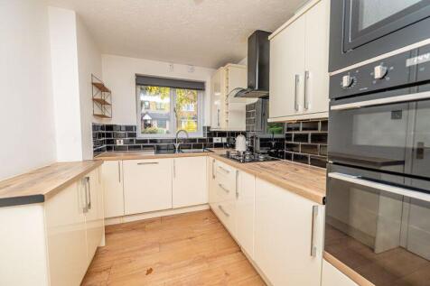 10 Calluna Drive, Telford photo 3