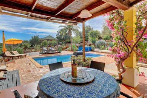 covered terrace from kitchen