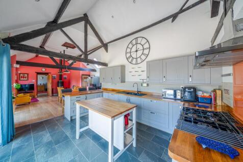 The Old Cow Byre Kitchen &amp; Dining Room