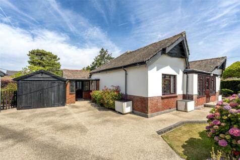 Worthing, BN12 - property photo