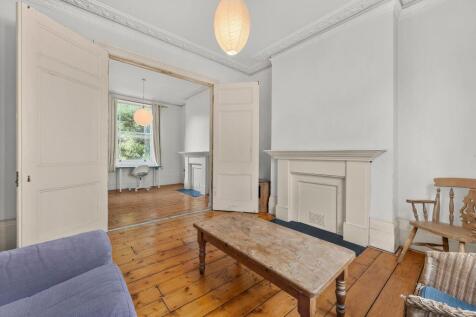 Double Reception Room, 1