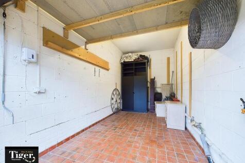 CAM03440G0-PR0242...