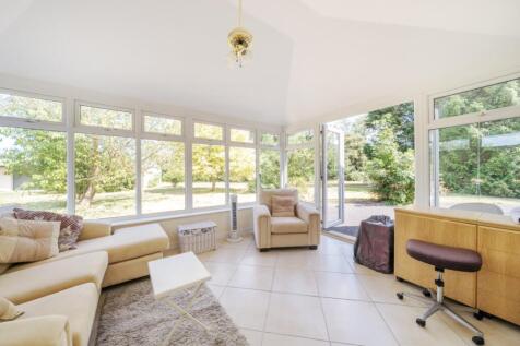 1317674-11-68638ab571386-ARW