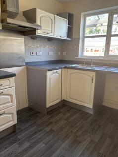 Burnside House, Carleton Road, Skipton, North Yorkshire photo 5