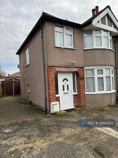 Eastcote Lane, Harrow, HA2 photo 4