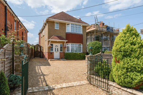 1334730-1-6893641...