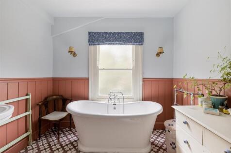 Trumpington Road, E7