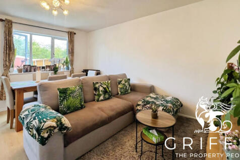 Medick Court, Grays, RM17 photo 3