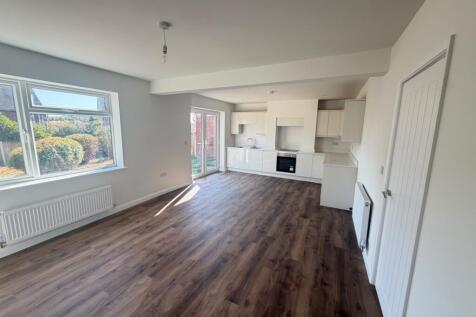 Dovedale Worsbrough, Worsbrough, Barnsley, South Yorkshire, S70 photo 3