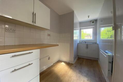 4, 19 Vere Street - kitchen.jpg