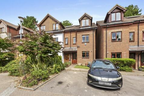 John North Close-15.jpg