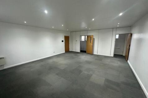 Office to rent Image 5