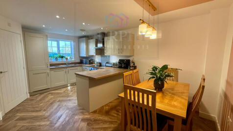 WhatsApp Image 2025-12-20 at 11.45.42 (3).jpeg