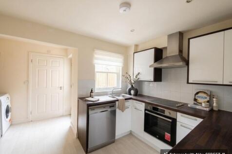 Bedford Road, Barton-Le-Clay, MK45 photo 3