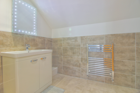 Master Ensuite