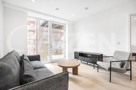 RECEPTION AREA (SIMILAR APARTMENT)