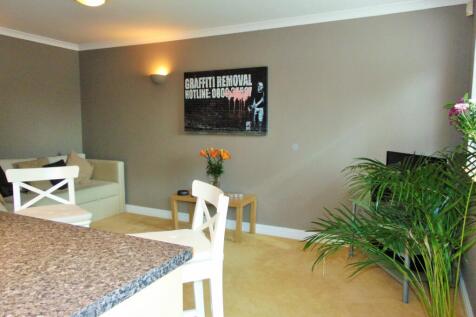 Marine Point Apartments, Burton Waters, Lincoln photo 4