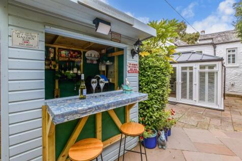 External Lifestyle Photograph