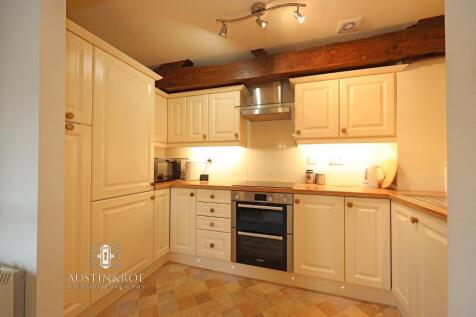 The Moorings, Stone, Staffordshire, ST15 8QZ photo 3