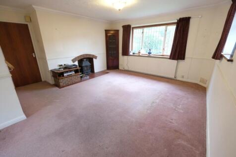 SITTING/DINING ROOM
