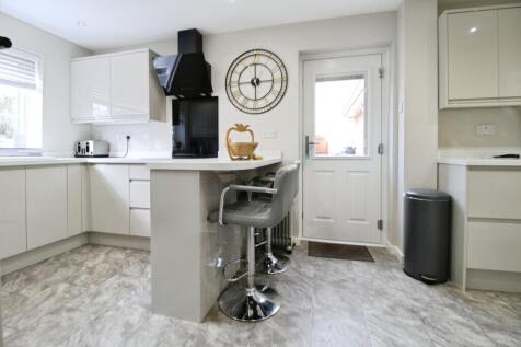 Fitted Kitchen