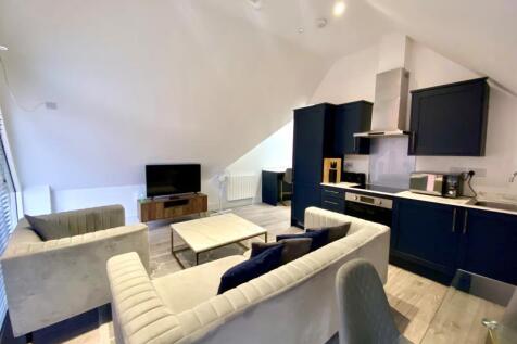 Camberley photo 3