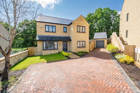 Huddersfield, HD8 - property photo