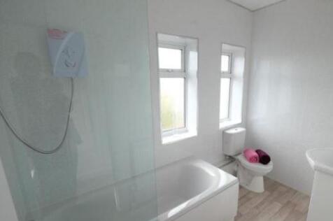 Charnock Drive, Sheffield, S12 photo 5