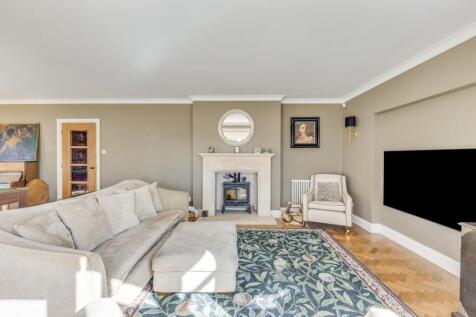 Homefield House-29.jpg