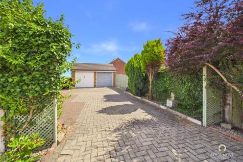 Garage ( Grey Door )