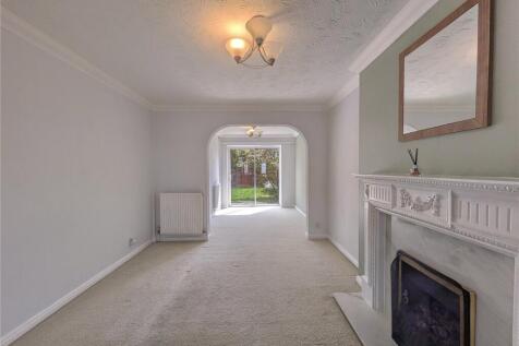 Priorwood Gardens, Ingleby Barwick photo 3