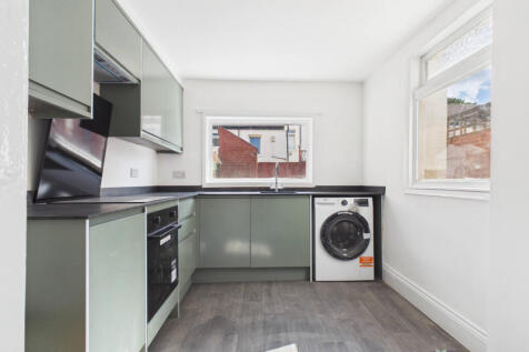 Newly Refurbished Two Bedroom End-Terraced House