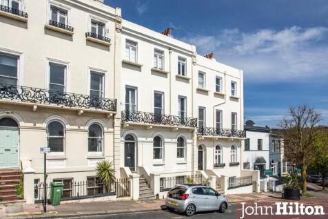 Roundhill Crescent-5.jpg