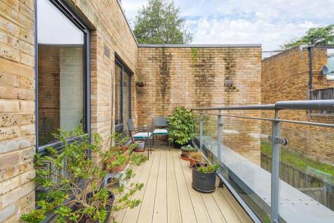 Terrace (2).JPG