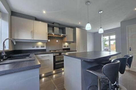 South Meadow Road, St. Crispin, Northampton NN5 photo 3