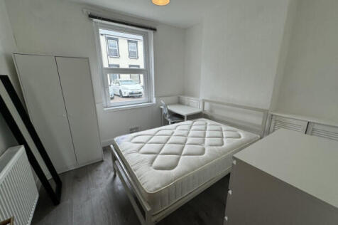 Rhymney Street Cardiff photo 5
