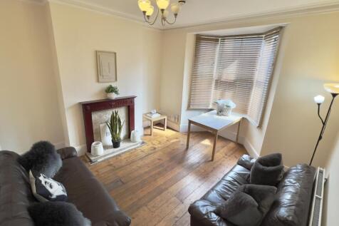 4 Oxford Street, Leamington Spa photo 3