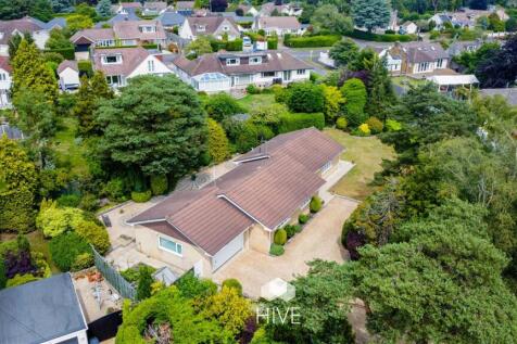 Fir Tree Close