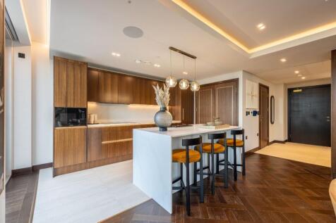 2 bed, 3 bath Apartment in Manchester - Photo 20