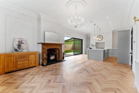 Kitchen/Dining/Living Room