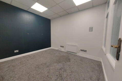 Office to rent Image 10