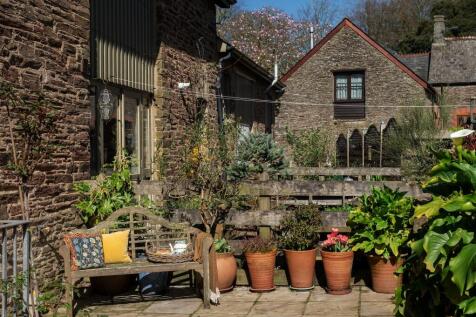 Rear Garden_Threshers, 5a Coleridge Barn, Chillington